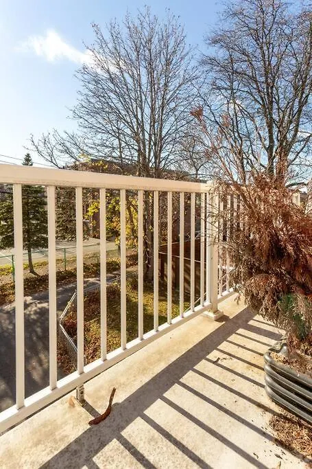 Free Parking, Beautiful 4 1/2- 2 Bedroom Apartment Montréal 0*,